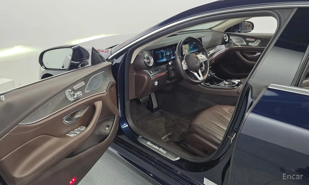 Mercedes-Benz CLS * CLS300d AMG Line * БЕЗ ПЪРВОНАЧАЛНА ВНОСКА, снимка 10 - Автомобили и джипове - 55843181