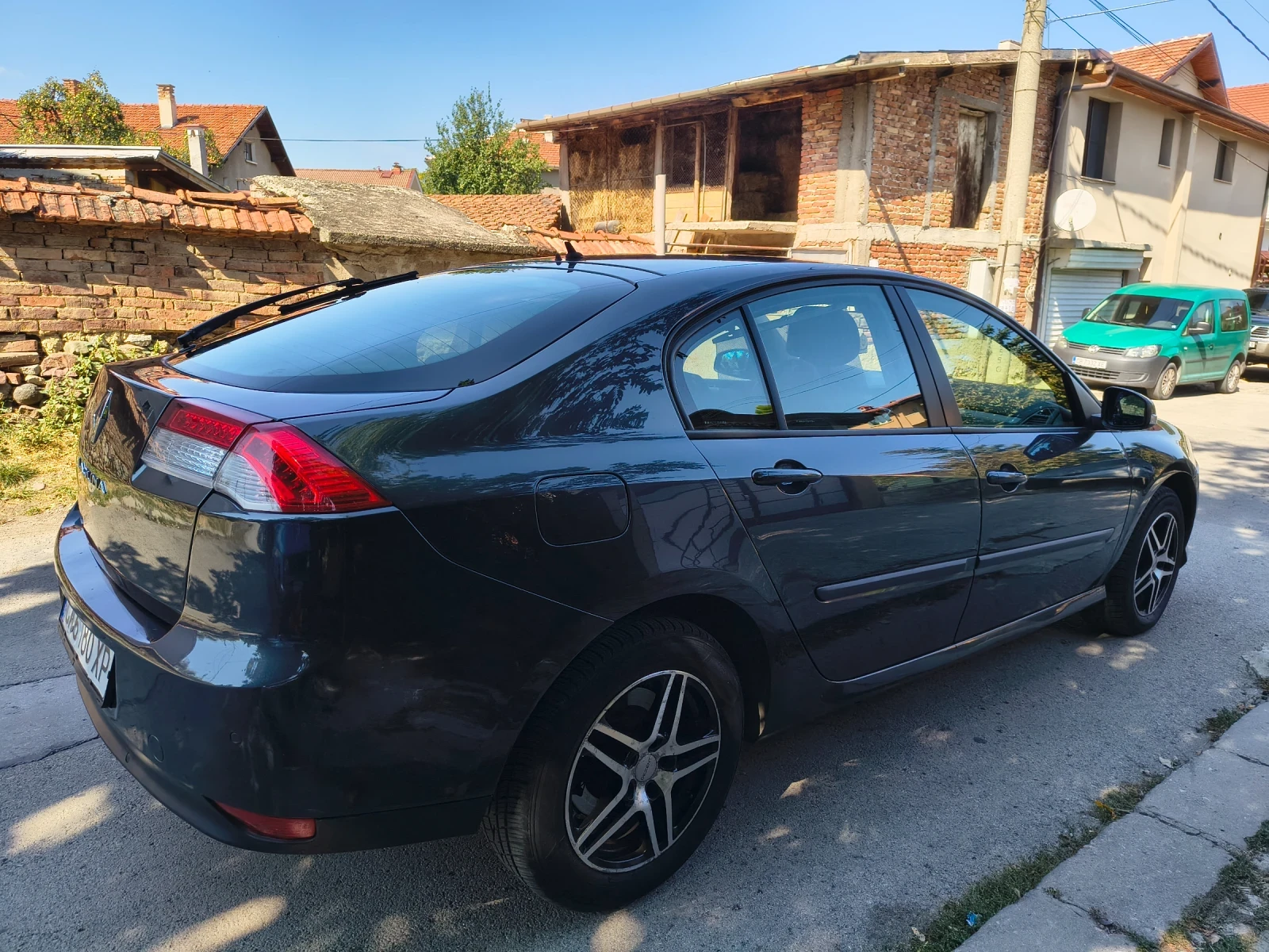 Renault Laguna 2.0dci 6ск, снимка 5 - Автомобили и джипове - 56158583