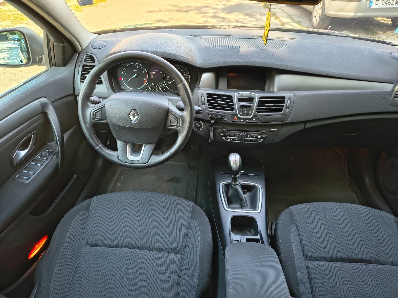 Renault Laguna 2.0dci 6ск, снимка 9 - Автомобили и джипове - 56158583