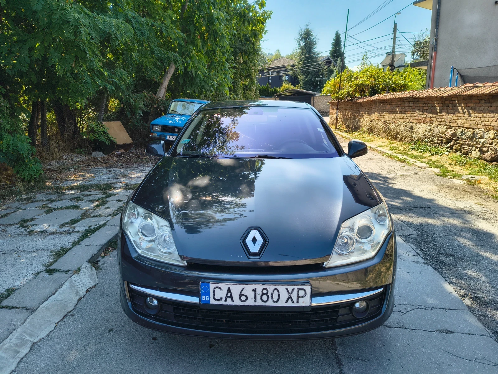 Renault Laguna 2.0dci 6ск, снимка 6 - Автомобили и джипове - 56158583