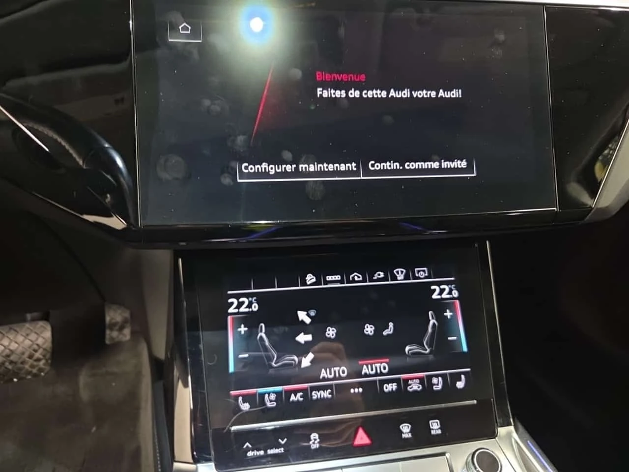 Audi E-Tron * TECHNIK * CARFAX * БЕЗ ПЪРВОНАЧАЛНА ВНОСКА, снимка 11 - Автомобили и джипове - 56277482