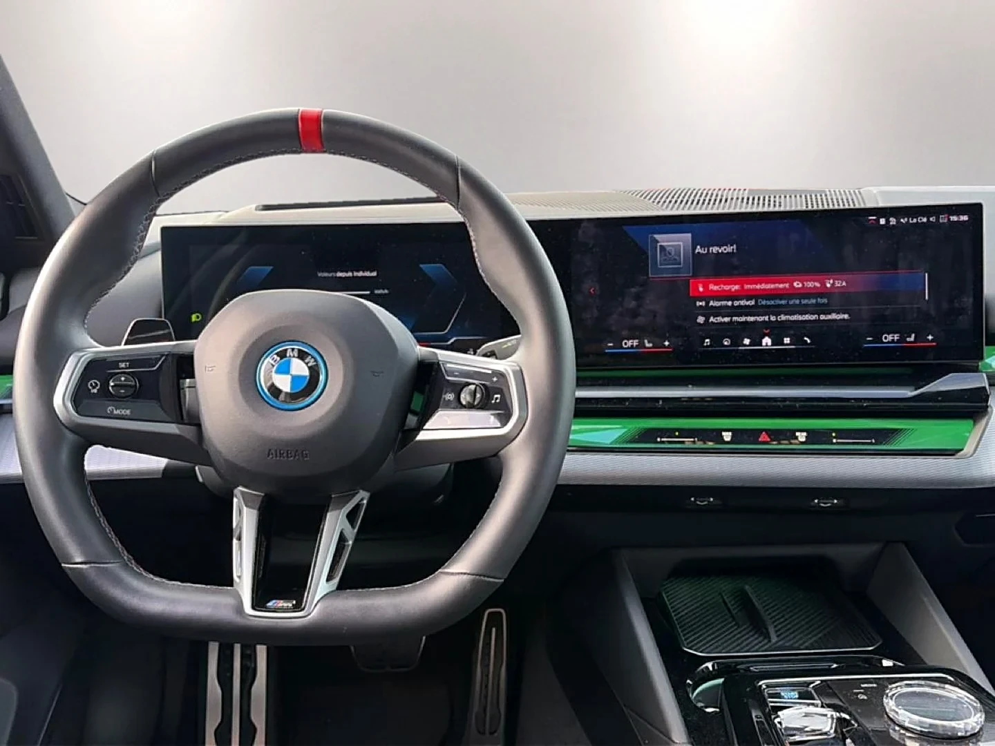 BMW i5 M60 xDrive Ambient Navi Leather Panorama, снимка 9 - Автомобили и джипове - 56287868