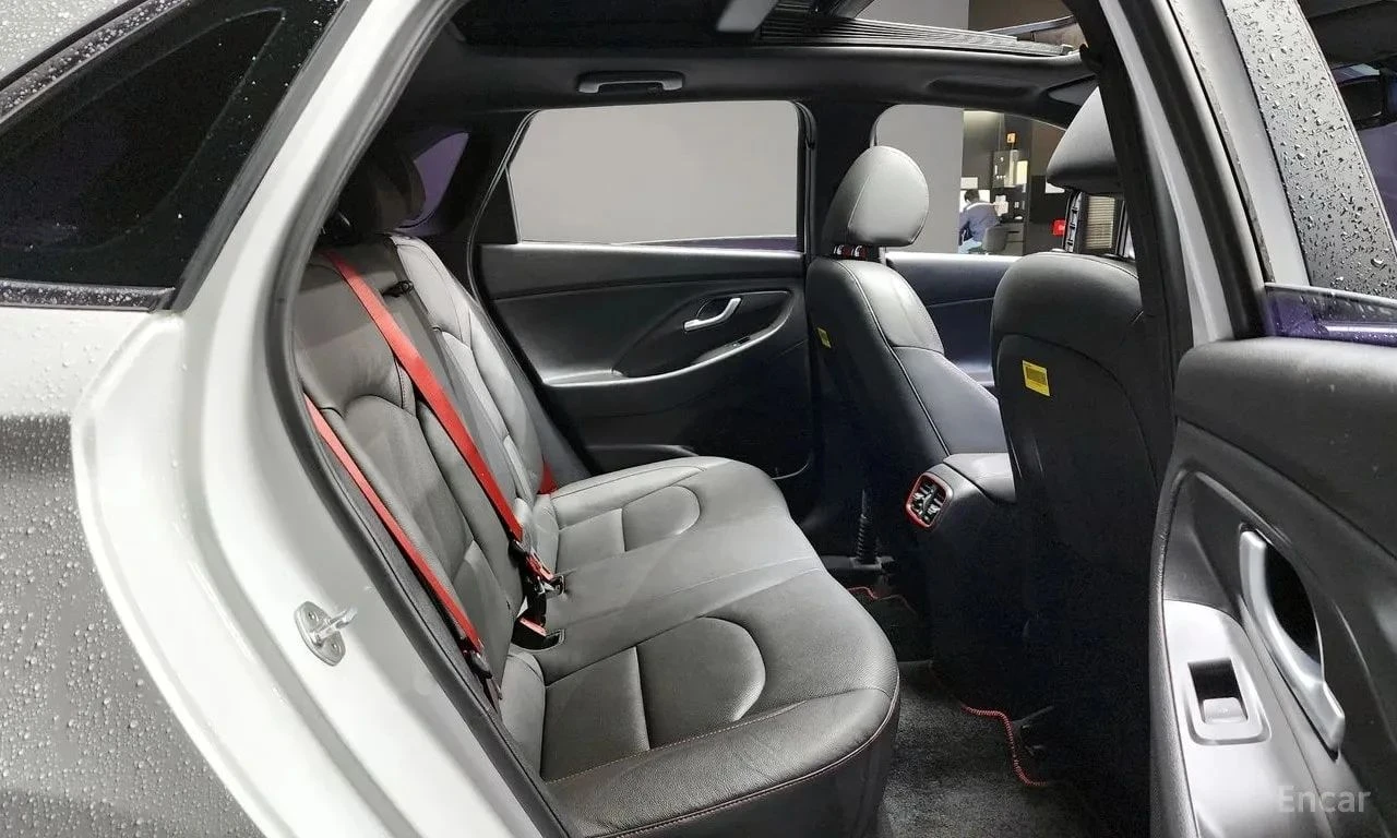 Hyundai I30, снимка 12 - Автомобили и джипове - 56727895