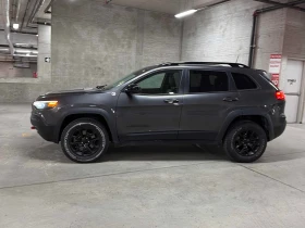 Jeep Cherokee * Trailhawk * CARFAX * БЕЗ ПЪРВОНАЧАЛНА ВНОСКА, снимка 2