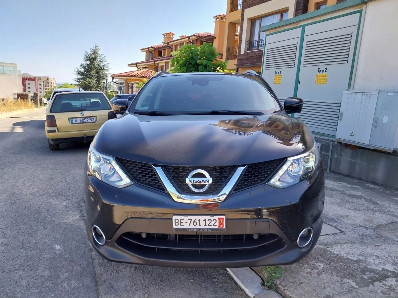 Nissan Qashqai 1.6 ПАНОРАМА/Кожен салон , снимка 1 - Автомобили и джипове - 46818110