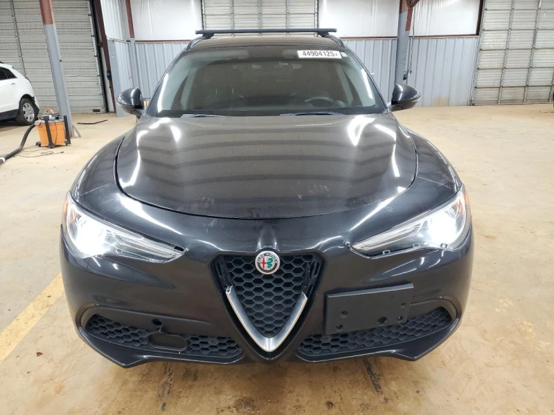 Alfa Romeo Stelvio, снимка 5 - Автомобили и джипове - 49589305