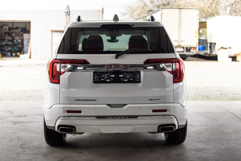 Gmc Acadia 3.6L Denali, 7 места и право на данъчен кредит, снимка 8 - Автомобили и джипове - 52616251