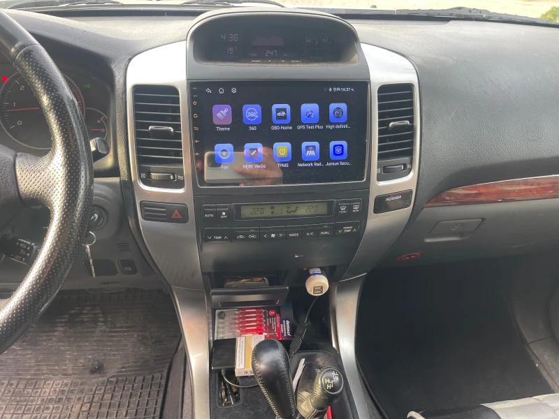 Toyota Land cruiser D-4D , снимка 11 - Автомобили и джипове - 52135188