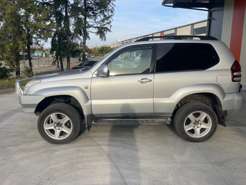 Toyota Land cruiser D-4D , снимка 3 - Автомобили и джипове - 52135188