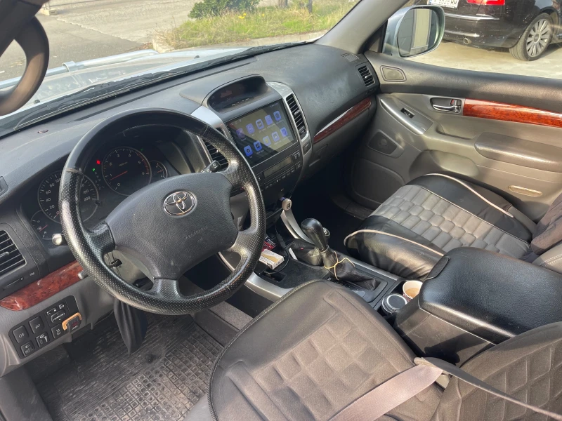 Toyota Land cruiser D-4D , снимка 10 - Автомобили и джипове - 52135188