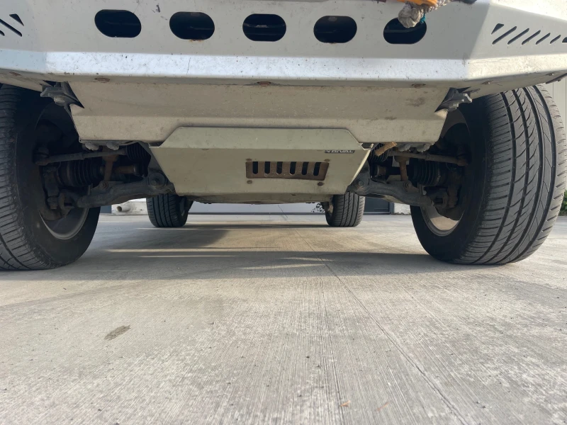 Toyota Land cruiser D-4D , снимка 8 - Автомобили и джипове - 52135188