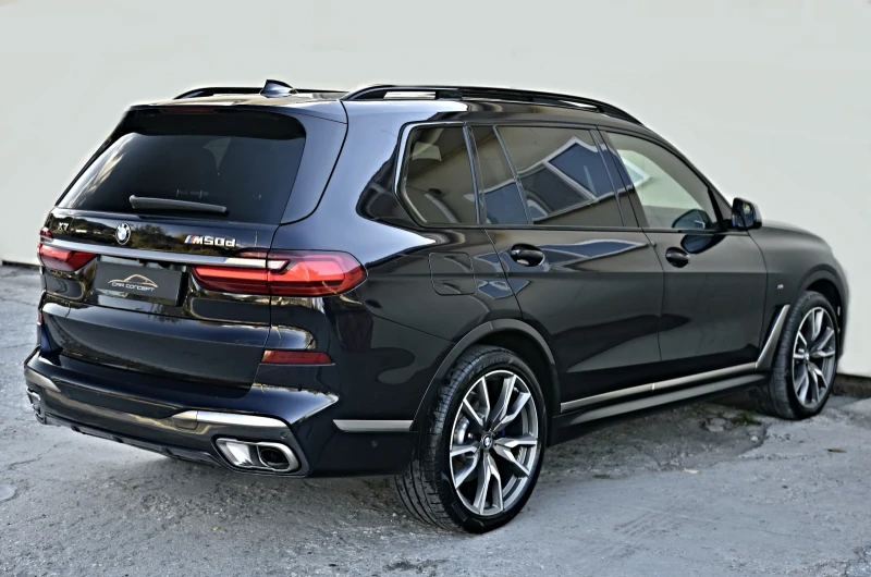 BMW X7 M50D xDrive 3xTV 360 M-Paket B&W-4D 7 SITZE, снимка 4 - Автомобили и джипове - 52159346