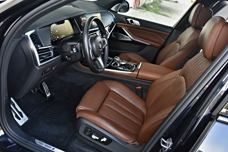 BMW X7 M50D xDrive 3xTV 360 M-Paket B&W-4D 7 SITZE, снимка 8 - Автомобили и джипове - 52159346