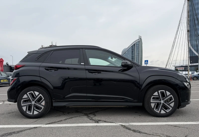 Hyundai Kona в ГАРАНЦИЯ, Термопомпа, Full LED, KRELL Premium, снимка 3 - Автомобили и джипове - 52584113