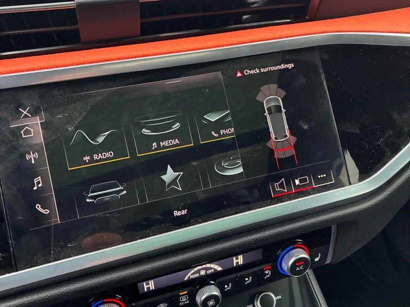 Audi Q3 2023 Progressiv * CARFAX * БЕЗ ПЪРВОНАЧАЛНА ВНОСКА, снимка 11 - Автомобили и джипове - 53027052