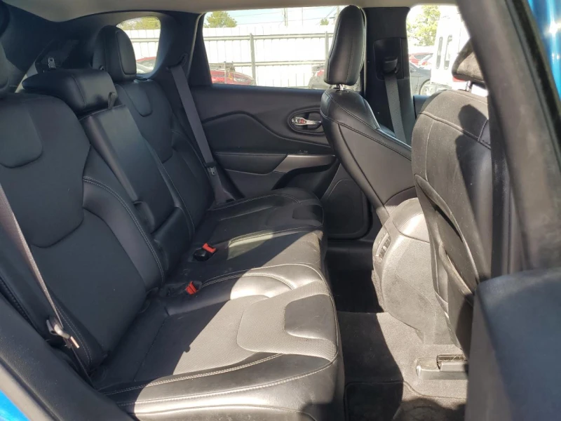 Jeep Cherokee 3.2l Latitude Lux, снимка 11 - Автомобили и джипове - 53456265