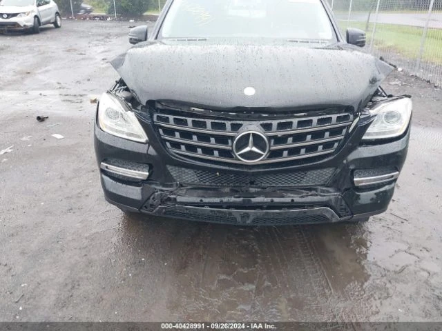 Mercedes-Benz ML 350 4MATIC Обдух* Keyless* Harman/Kardon* , снимка 9 - Автомобили и джипове - 48248156