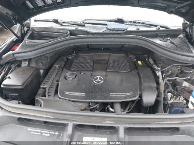 Mercedes-Benz ML 350 4MATIC Обдух* Keyless* Harman/Kardon* , снимка 14 - Автомобили и джипове - 48248156