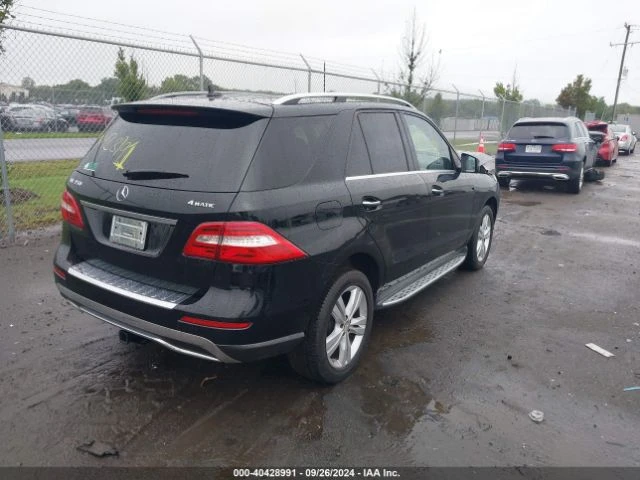 Mercedes-Benz ML 350 4MATIC Обдух* Keyless* Harman/Kardon* , снимка 6 - Автомобили и джипове - 48248156