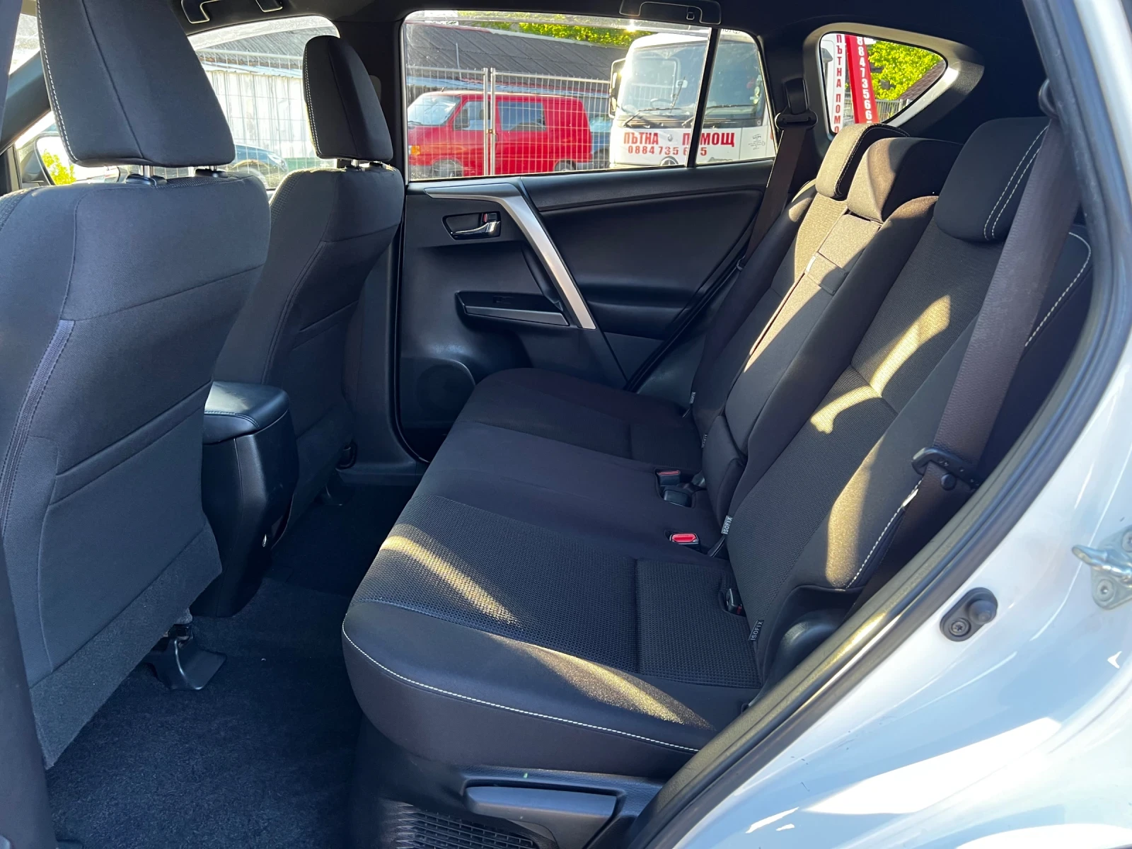 Toyota Rav4 2.5Hybrid* Black Edition* DISTRONIC* LANE ASSIST*  - изображение 7