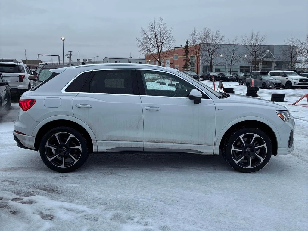 Audi Q3 2023 Progressiv * CARFAX * ��� ������������ ������ | Mobile.bg � ����������� 4