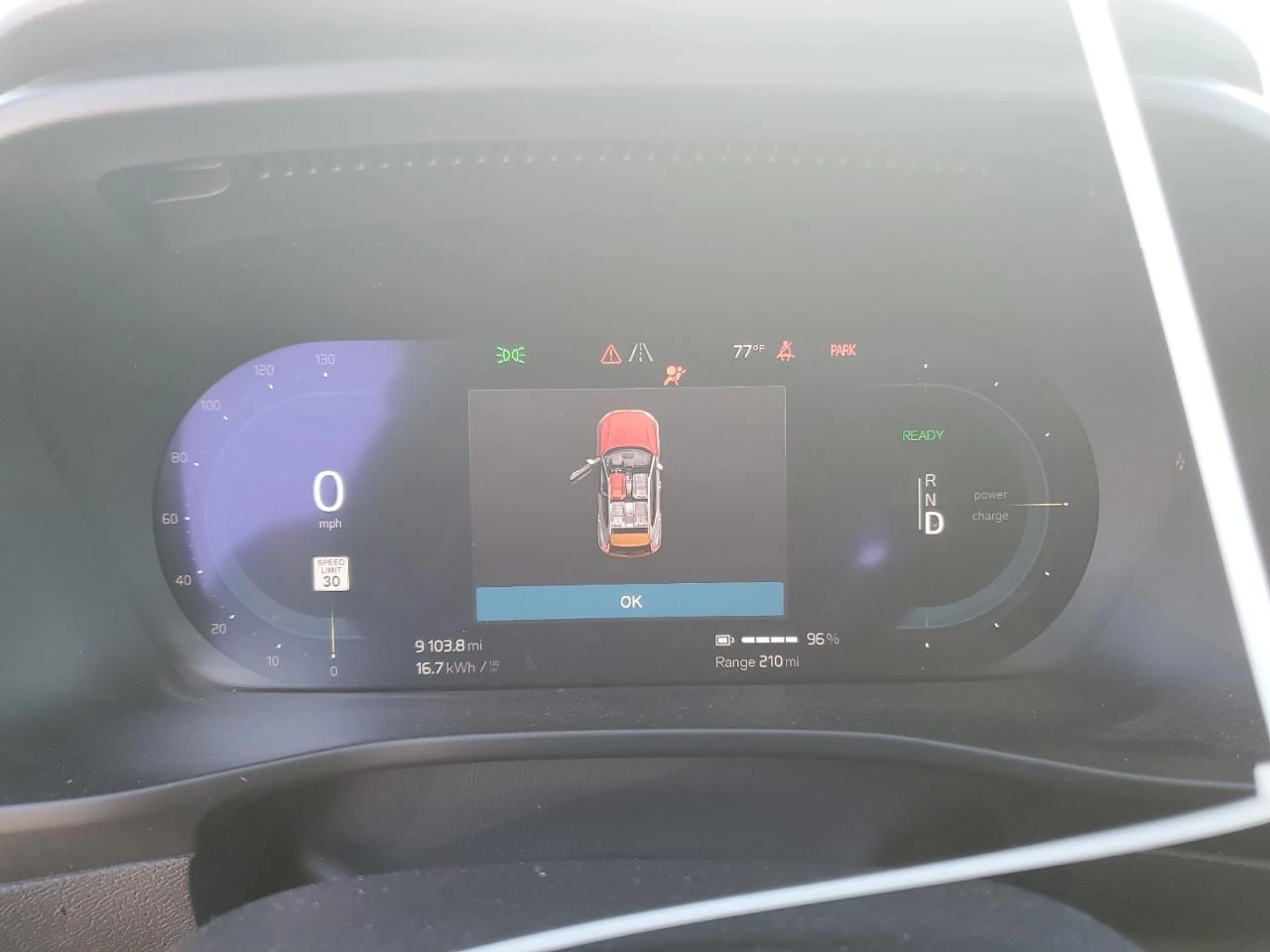 Volvo XC40 Recharge Plus - изображение 9