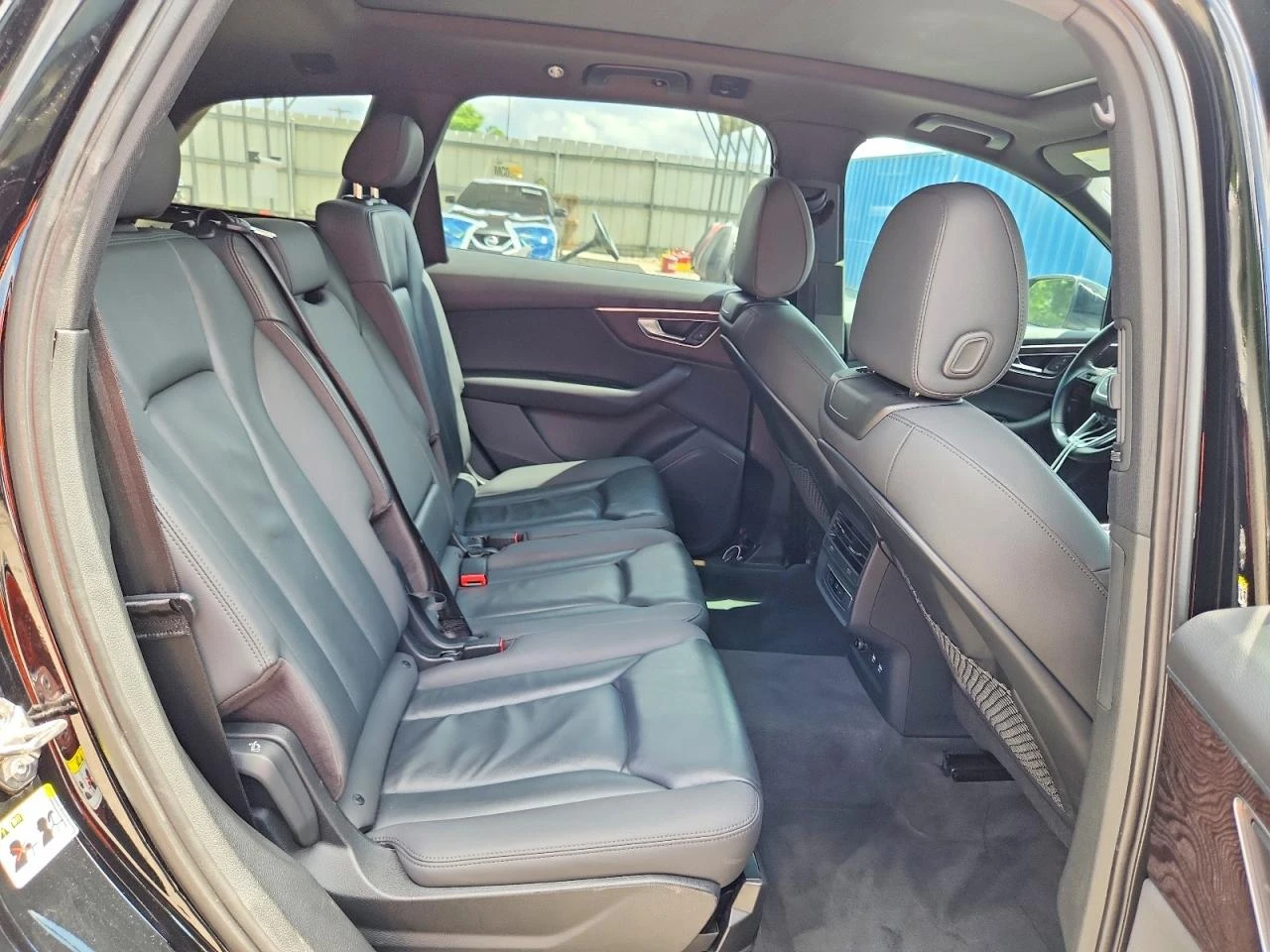 Audi Q7 2.0l Premium, снимка 11 - Автомобили и джипове - 54881479