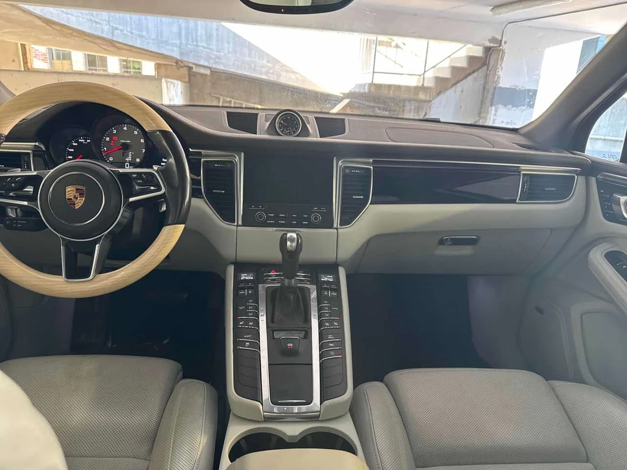 Porsche Macan * S * АВТОКРЕДИТ БЕЗ ПЪРВОНАЧАЛНА ВНОСКА, снимка 9 - Автомобили и джипове - 56212124