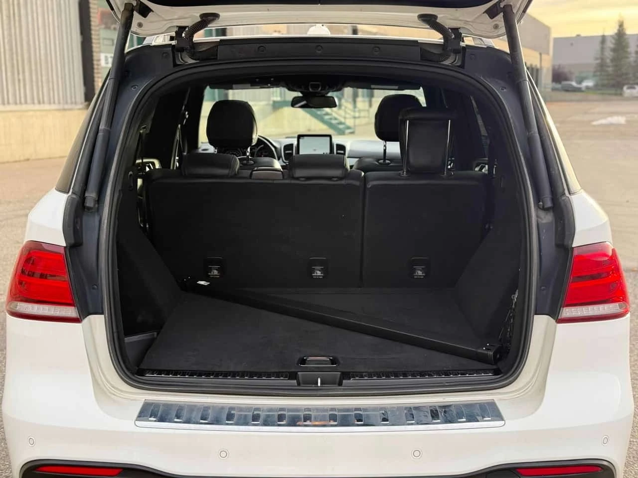 Mercedes-Benz GLE * AMG 43 * CARFAX * ЦЕНА ДО БГ, снимка 10 - Автомобили и джипове - 56233696