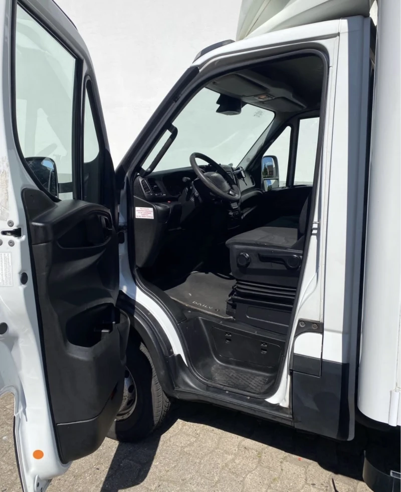 Iveco Daily, снимка 6 - Бусове и автобуси - 53106848