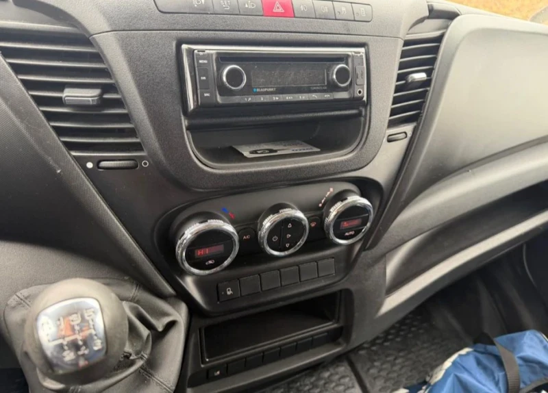 Iveco Daily 50c18* 3.5тона* 5.20м.* Клима* Борд* , снимка 11 - Бусове и автобуси - 53180393