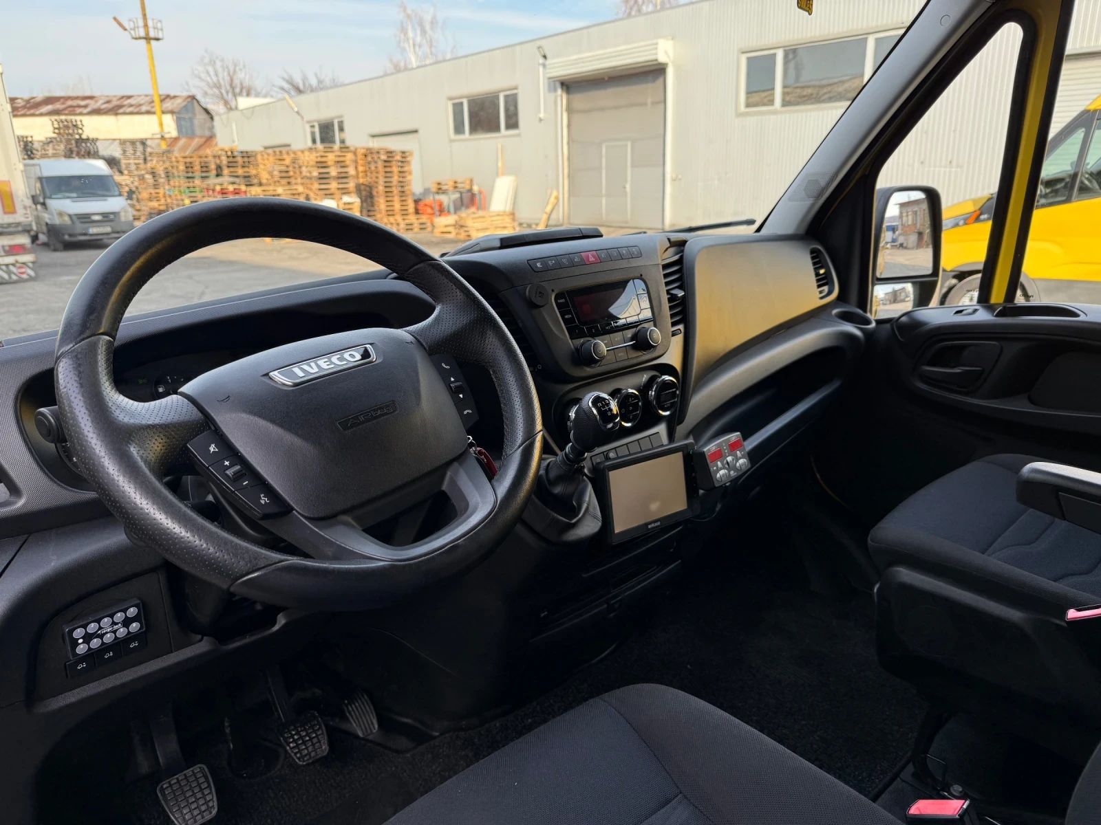 Iveco 35s12 | Mobile.bg   11