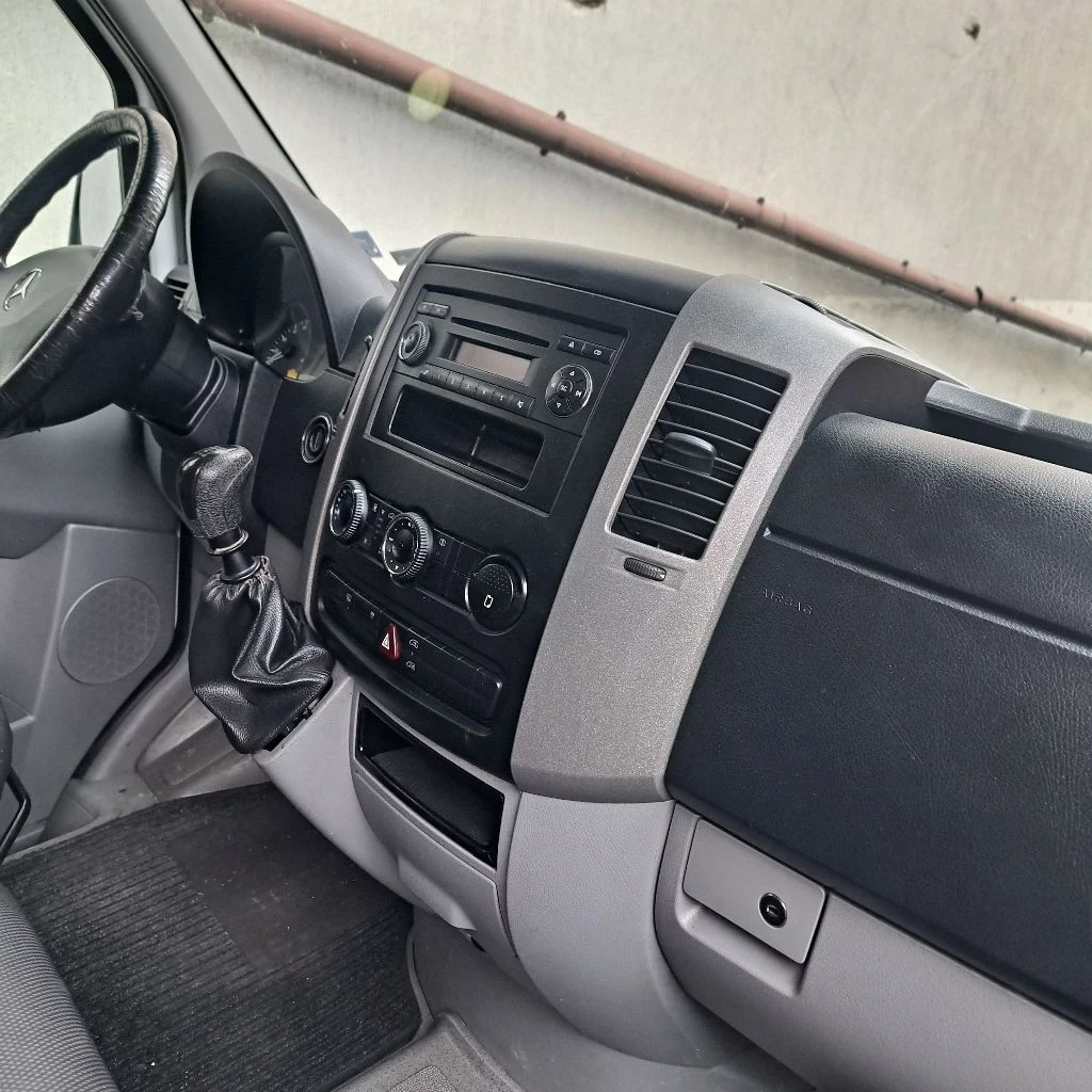 Mercedes-Benz Sprinter 211   | Mobile.bg   11