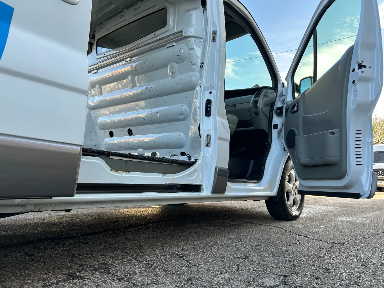 Renault Trafic 2.5dCi 2 .     | Mobile.bg   15