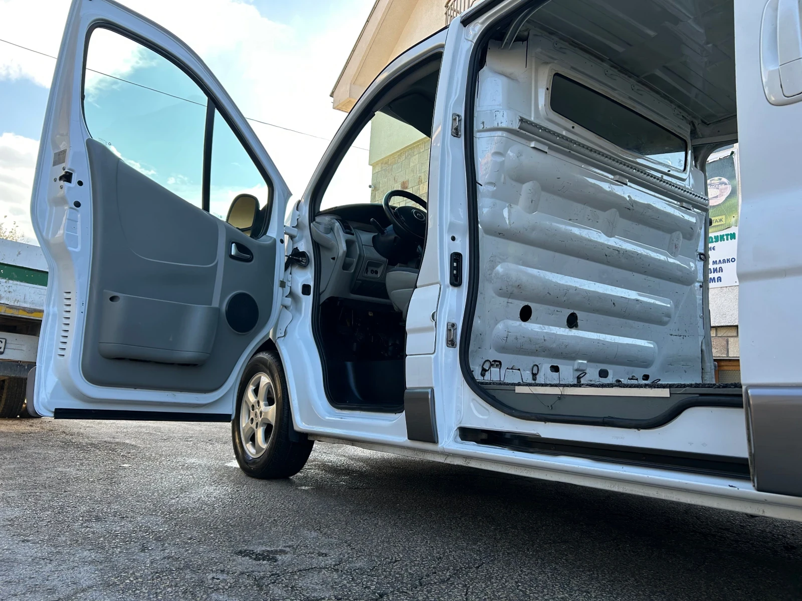 Renault Trafic 2.5dCi 2 .     | Mobile.bg   14