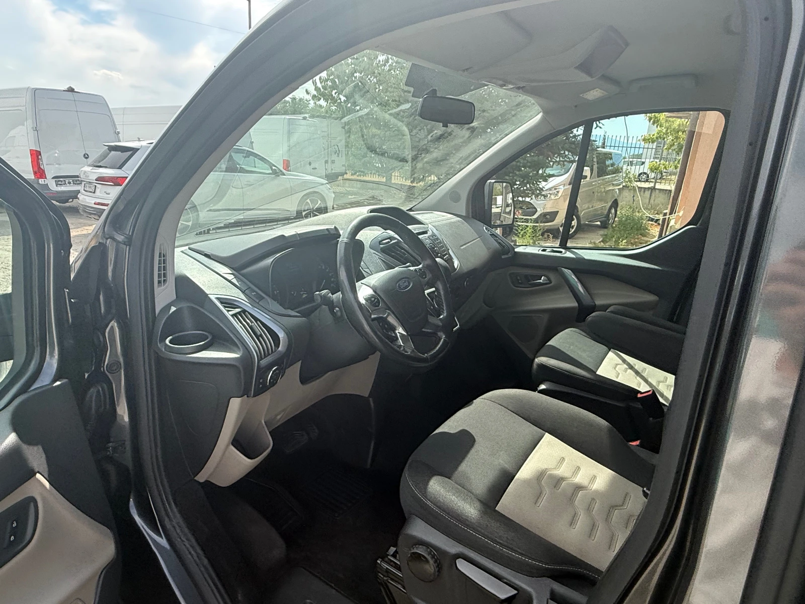 Ford Transit Custom 2хКЛИМА, LUX, 9 МЕСТЕН, LONG, FULL, снимка 11 - Бусове и автобуси - 55942242