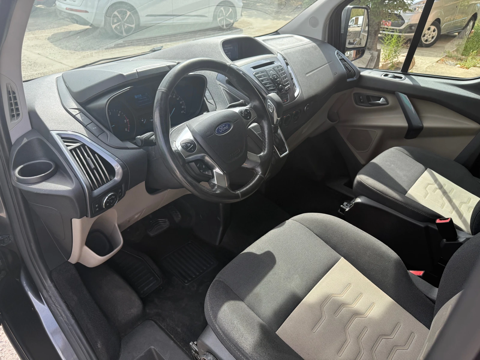 Ford Transit Custom 2хКЛИМА, LUX, 9 МЕСТЕН, LONG, FULL, снимка 12 - Бусове и автобуси - 55942242