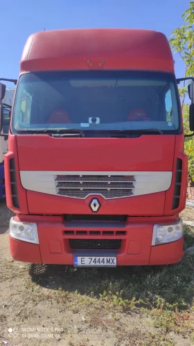     Renault Premium