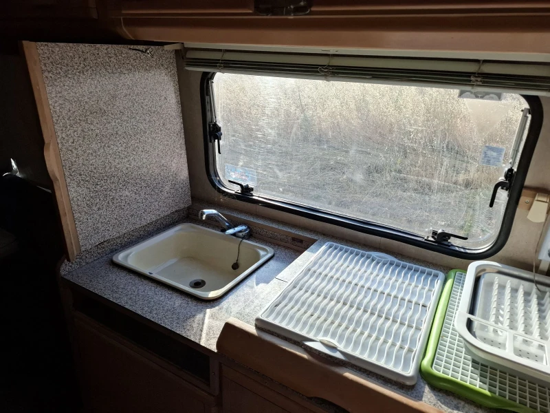 Каравана Adria Форма 580 Ц, снимка 13 - Каравани и кемпери - 52480474