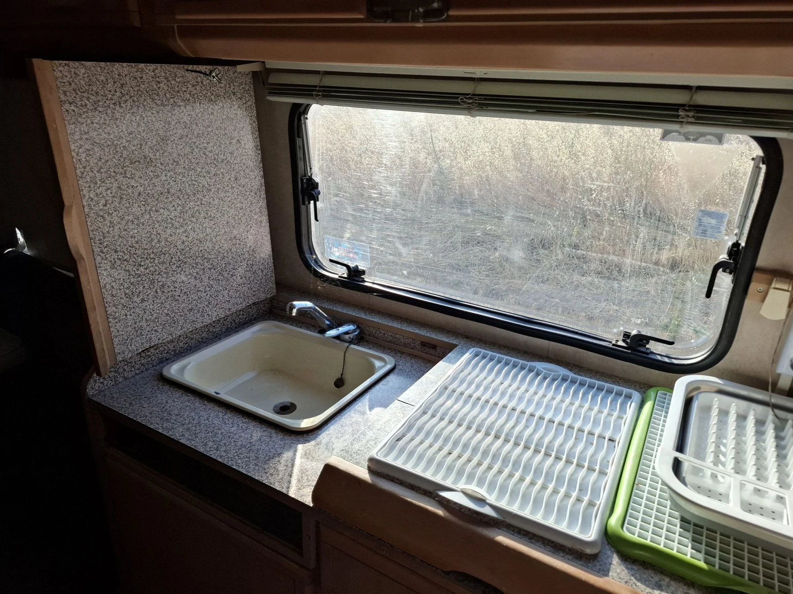  Adria  580  | Mobile.bg   13