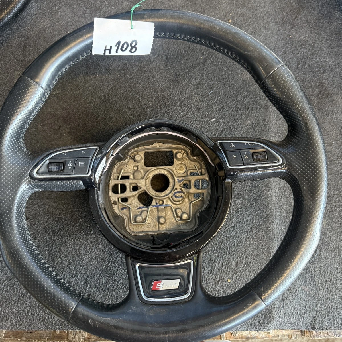 Мултиволан за Ауди AUDI A6 A7 4G S Line 8X0419091M ном 108