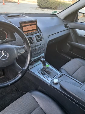 Mercedes-Benz C 220, снимка 14