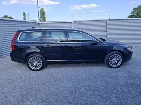     Volvo V70 //