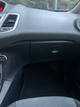 Ford Fiesta 1.4 (96 Hp) 5d AT с фабрична газ - 4990 лв. - 60162868 5