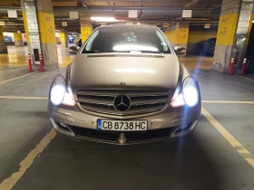 ������ Mercedes-Benz R 500