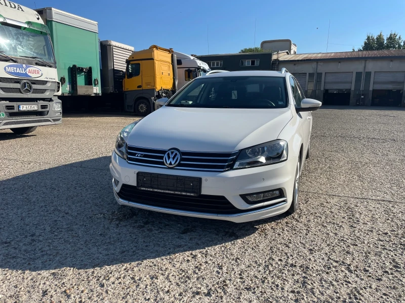 VW Passat R-line 2.0 TDI 140кс, снимка 1 - Автомобили и джипове - 45524825