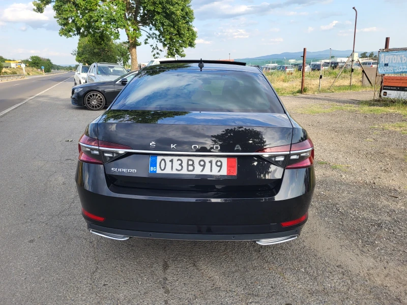 Skoda Superb 2, 0TDi/L&C/COCPIT/PANORAMA , снимка 4 - Автомобили и джипове - 46474162