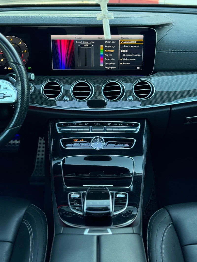 Mercedes-Benz E 220 - Amg - Head-up - Panorama - Burmester - Cam360 -, снимка 10 - Автомобили и джипове - 46485954