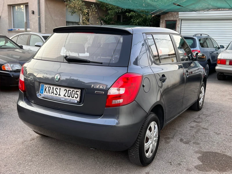 Skoda Fabia 1.2I FACELIFT, снимка 6 - Автомобили и джипове - 46829272