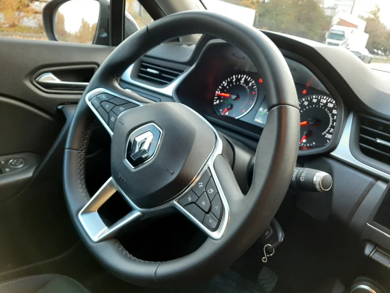 Renault Captur II 1.0Tce дистроник, снимка 5 - Автомобили и джипове - 47792524